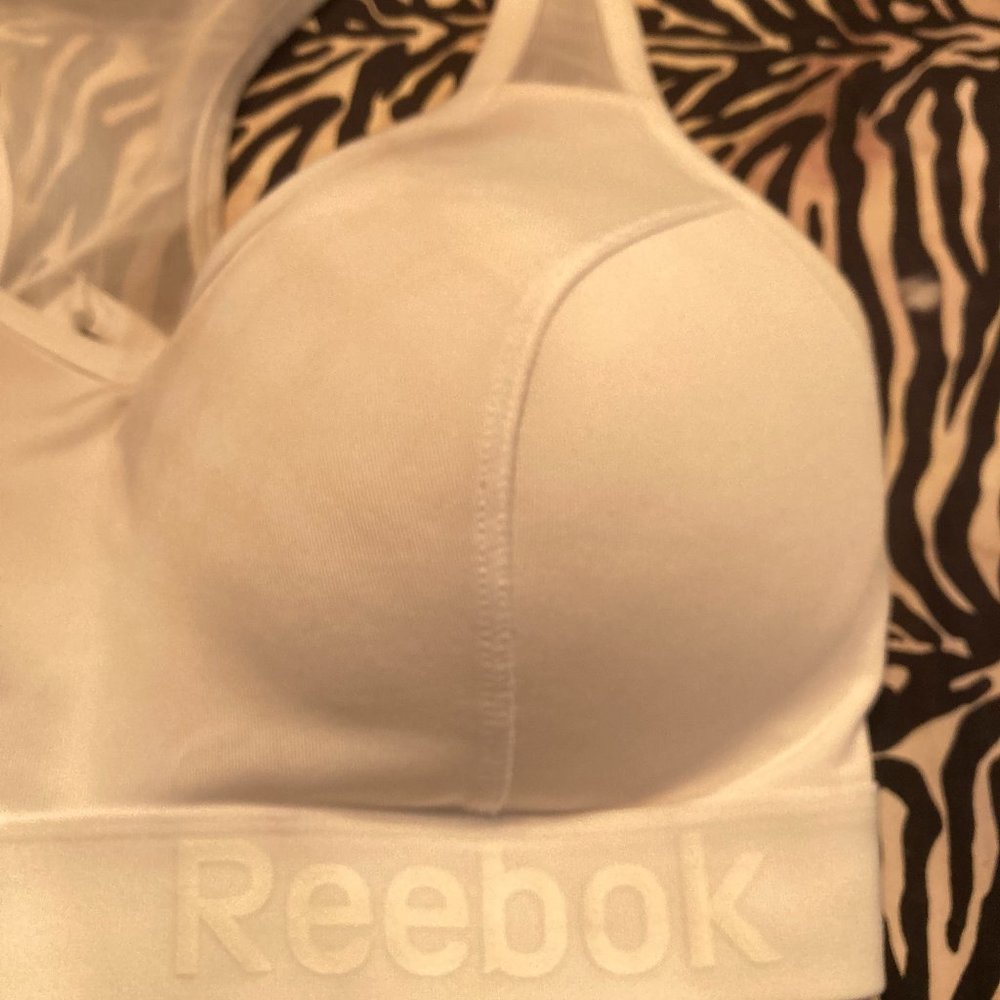 Reebok Sports Bra - Picture 5 of 6